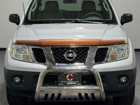 Used 2011 Nissan Frontier S RWD image 3
