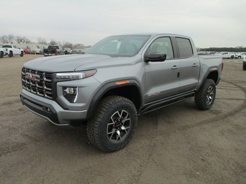 New 2026 GMC Canyon AT4X image 10