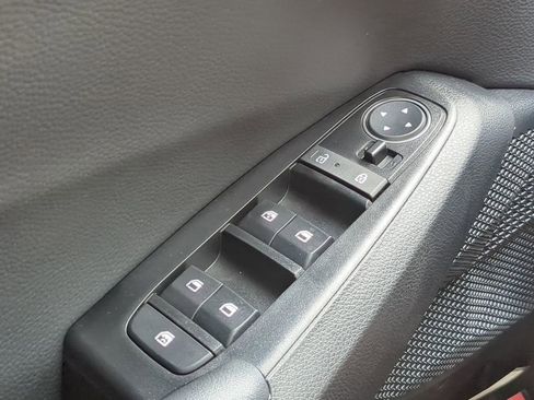 New 2026 Kia Seltos S FWD image 21