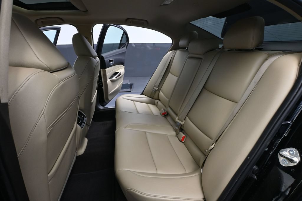 Used 2020 Acura TLX FWD image 32
