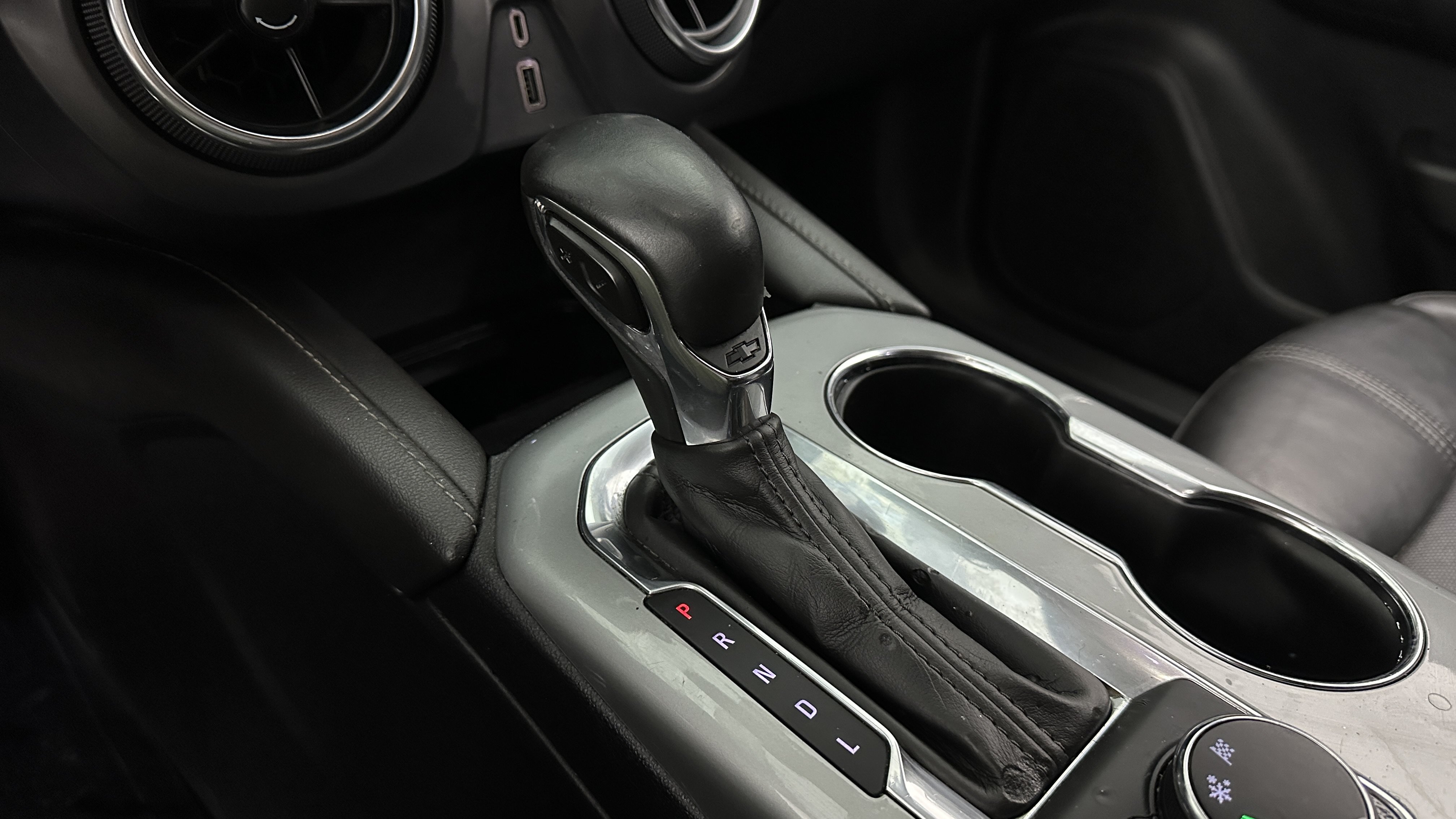 Used 2023 Chevrolet Blazer LT FWD image 18