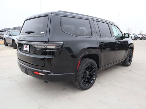 New 2026 Jeep Grand Wagoneer Limited AWD/4WD image 24