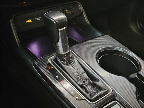 Used 2022 Honda Civic EX image 31