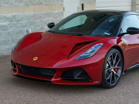 Used 2025 Lotus Emira RWD image 33