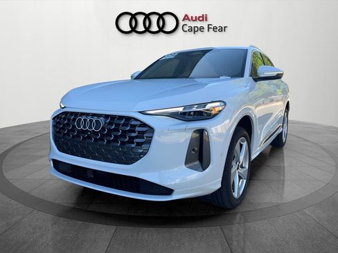 Certified 2025 Audi Q5 Premium w/ Premium Plus AWD/4WD image 1