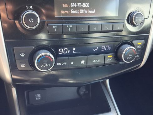 Used 2015 Nissan Altima 2.5 SL w/ Moonroof Package FWD image 17