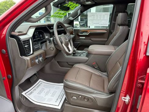 Used 2023 GMC Sierra 1500 Denali w/ Denali Reserve Package AWD/4WD image 16