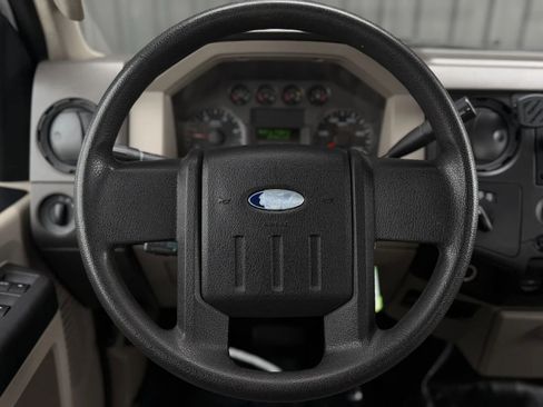 Used 2008 Ford F350 XL image 19