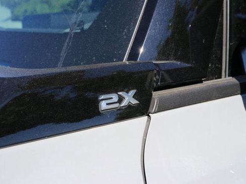 New 2025 GMC Hummer EV 2X image 9