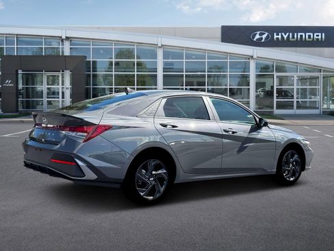 New 2026 Hyundai Elantra Sport FWD image 8