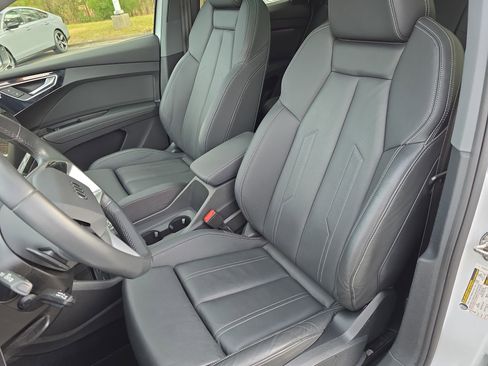 Used 2023 Audi Q4 e-tron Prestige w/ Black Optic Package image 15