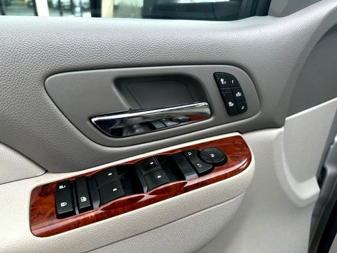 Used 2011 Chevrolet Silverado 3500 LTZ image 9