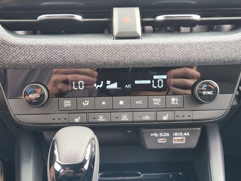 New 2026 Subaru Outback Limited AWD/4WD image 17