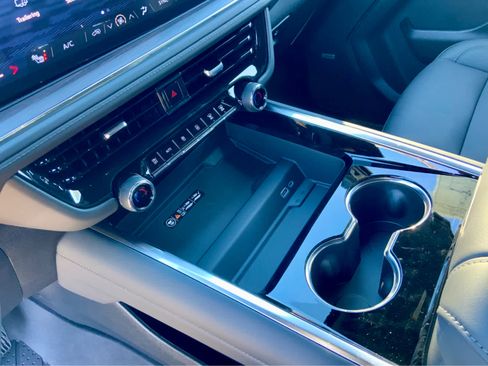 New 2026 Chevrolet Tahoe LT w/ Comfort Package image 46