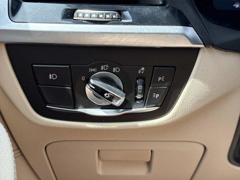 Used 2021 BMW X3 xDrive30i w/ Premium Package AWD/4WD image 19