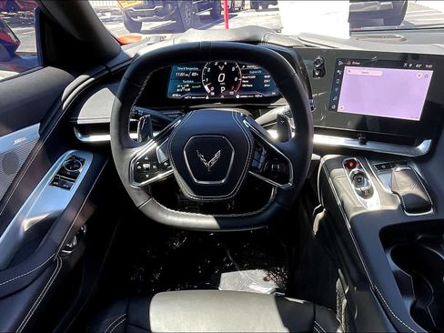 Used 2025 Chevrolet Corvette Stingray Preferred Cpe w/ 2LT RWD image 6