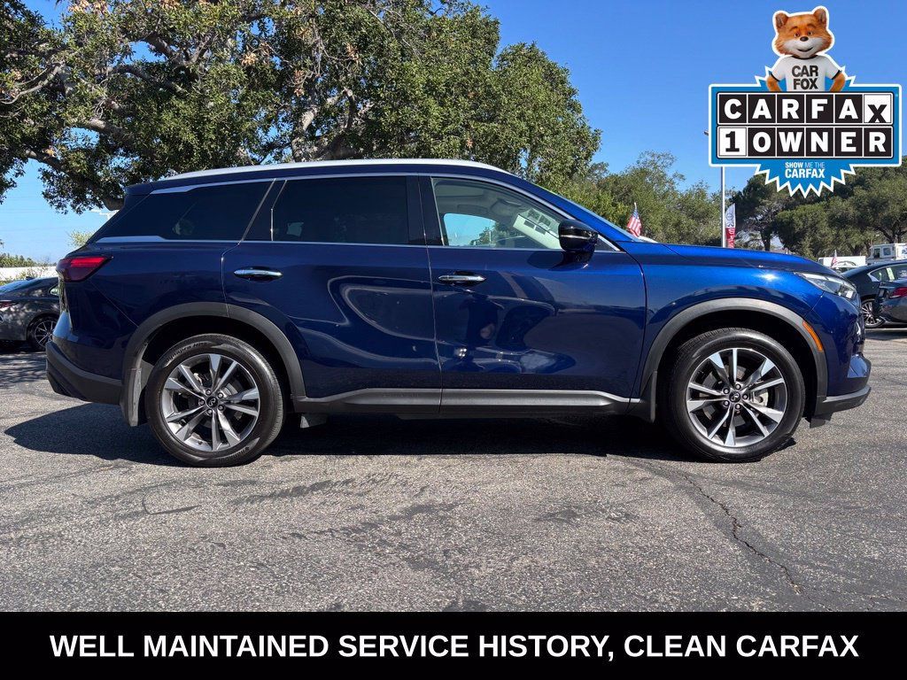 Used 2023 INFINITI QX60 Luxe w/ Cargo Package FWD image 2