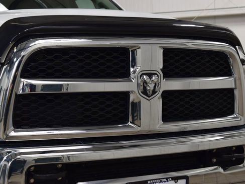 Used 2017 RAM 2500 Tradesman w/ Chrome Appearance Group AWD/4WD image 11
