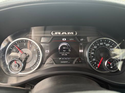 Used 2022 RAM 1500 Laramie image 22