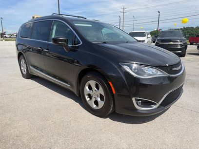 Used 2017 Chrysler Pacifica Touring-L Plus