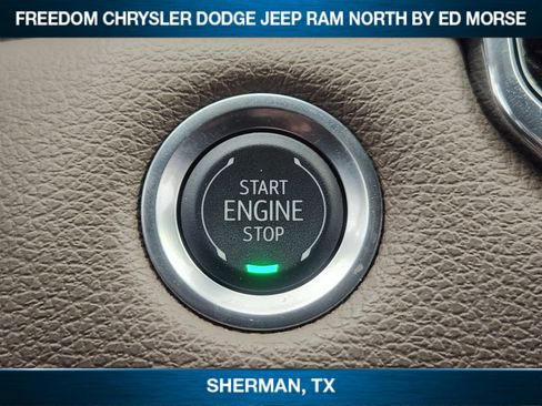 Used 2024 GMC Canyon Denali AWD/4WD image 15