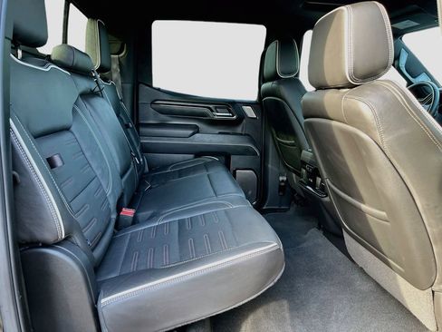 Used 2024 GMC Sierra 1500 AT4X AWD/4WD image 28