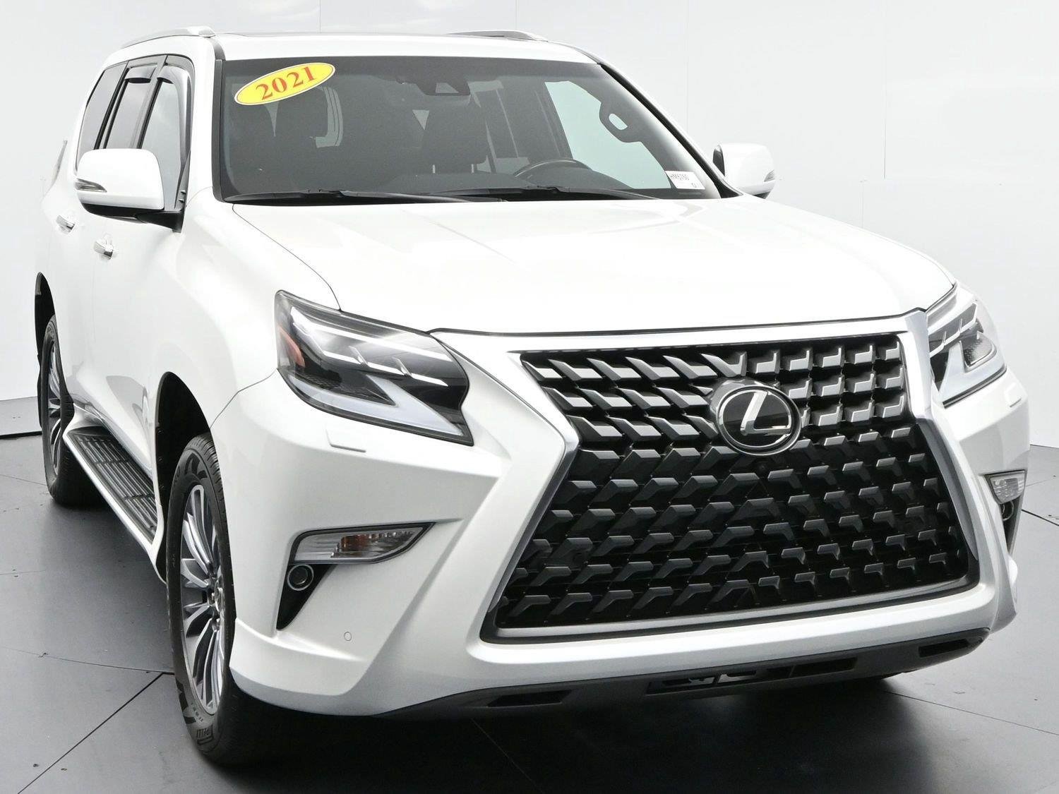 Used 2021 Lexus GX 460 Luxury w/ Accessory Package AWD/4WD image 2