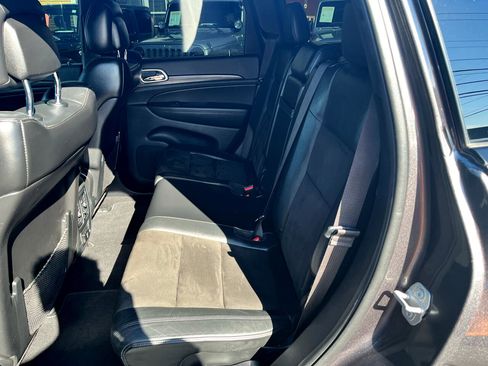 Used 2020 Jeep Grand Cherokee Altitude image 13