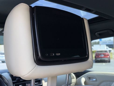 Used 2023 INFINITI QX80 Sensory w/ Cargo Package RWD image 34