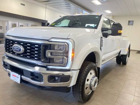 Used 2025 Ford F450 Lariat w/ Lariat Ultimate Package image 4