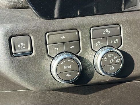 New 2026 GMC Sierra 3500 SLE w/ SLE Convenience Package image 10