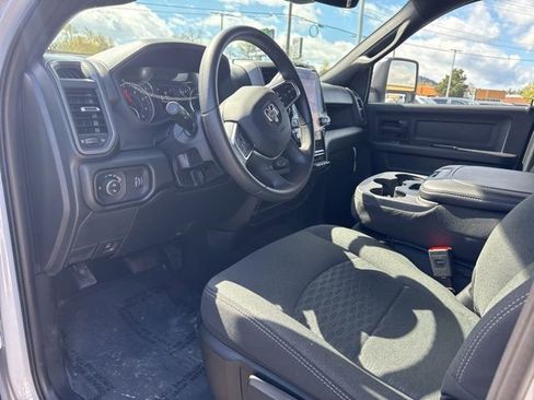 New 2026 RAM 2500 Tradesman AWD/4WD image 19