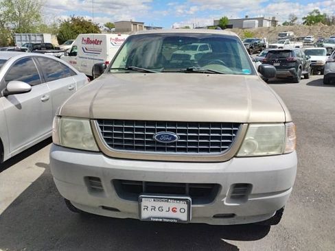 Used 2002 Ford Explorer XLS AWD/4WD image 2