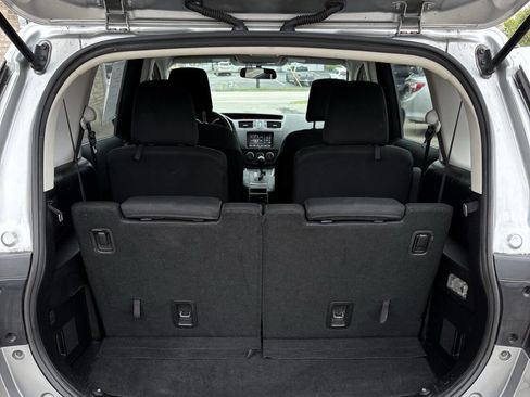 Used 2014 MAZDA MAZDA5 Sport image 16