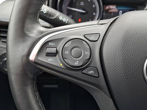 Used 2020 Buick Envision Essence FWD image 20