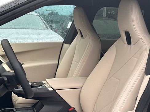 Used 2026 BMW iX xDrive45 AWD/4WD image 5