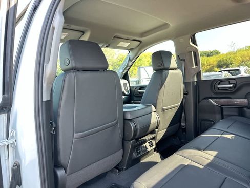 Used 2022 Chevrolet Silverado 3500 LTZ w/ Snow Plow Prep/Camper Package image 23