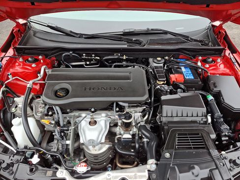 Used 2025 Honda Civic Sport image 28