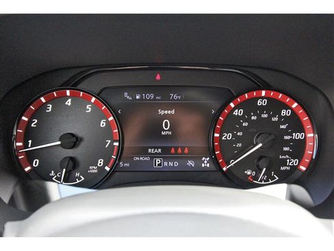 New 2026 Nissan Frontier PRO-4X w/ Pro-4x Convenience Package image 12