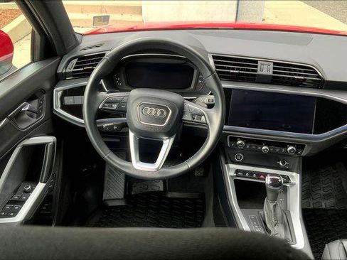 Certified 2022 Audi Q3 2.0T Premium AWD/4WD image 5