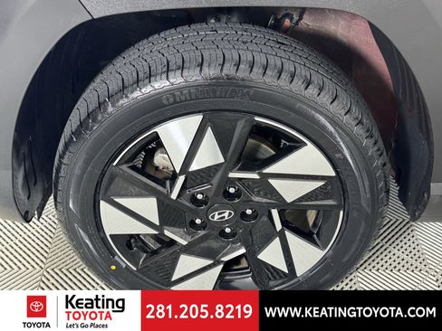 Used 2024 Hyundai Kona SEL image 28