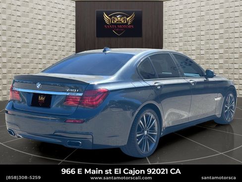 Used 2014 BMW 740i image 4