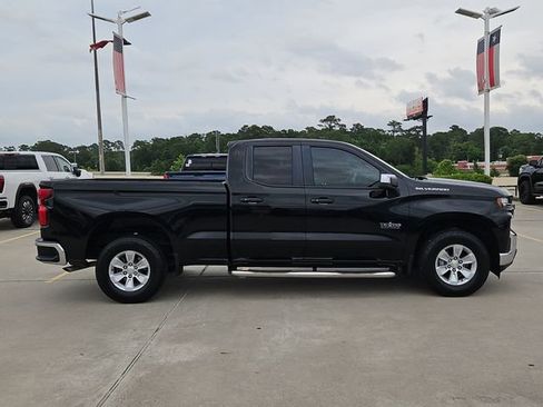 Used 2019 Chevrolet Silverado 1500 LT w/ Texas Edition RWD image 4