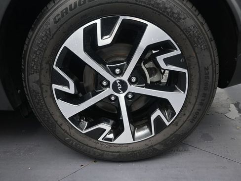 Used 2024 Kia Sportage EX FWD image 10