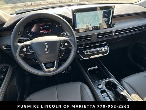 New 2026 Lincoln Corsair Reserve w/ Rear Removable Package Tray FWD image 29