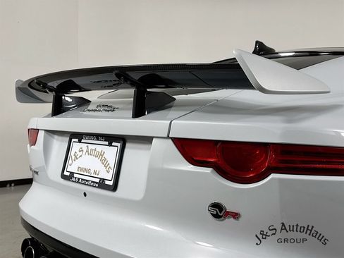 Used 2017 Jaguar F-TYPE SVR AWD/4WD image 43