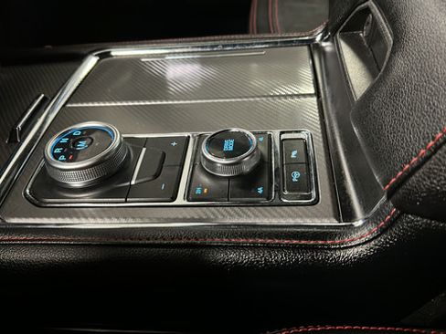 Used 2021 Ford Expedition Limited AWD/4WD image 19