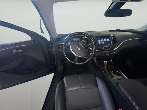 Used 2014 Chevrolet Impala LT FWD image 30