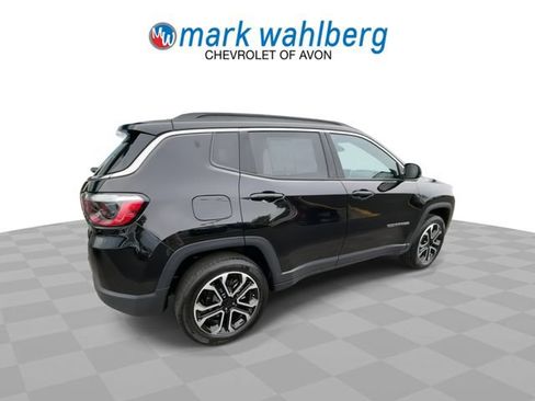 Used 2024 Jeep Compass Limited w/ Sun and Sound Group AWD/4WD image 8