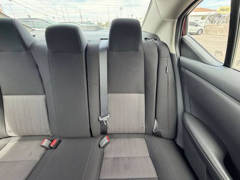Used 2025 Nissan Sentra SV FWD image 35